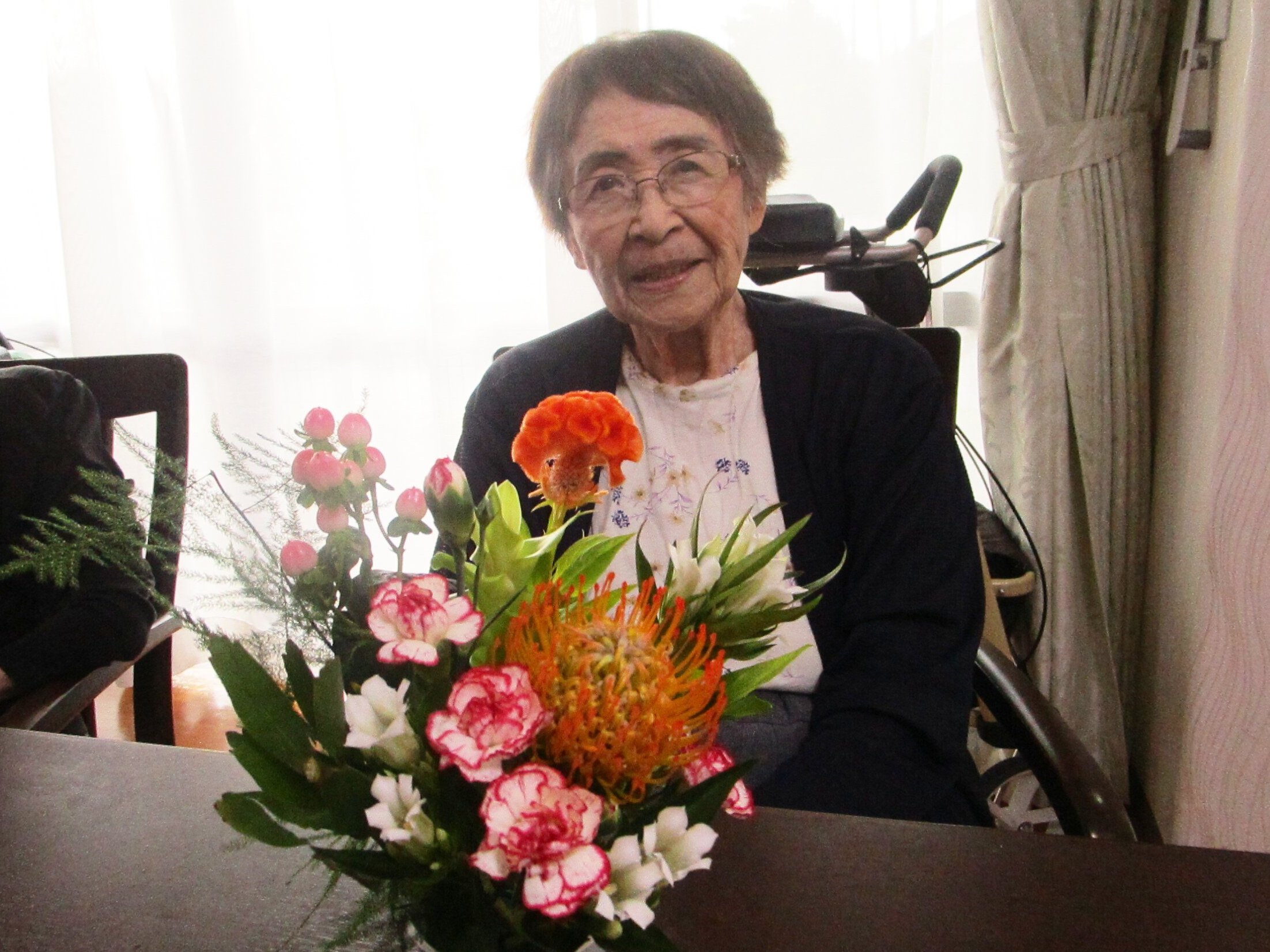 フラワーアレンジメント-1 ニチイホーム三鷹