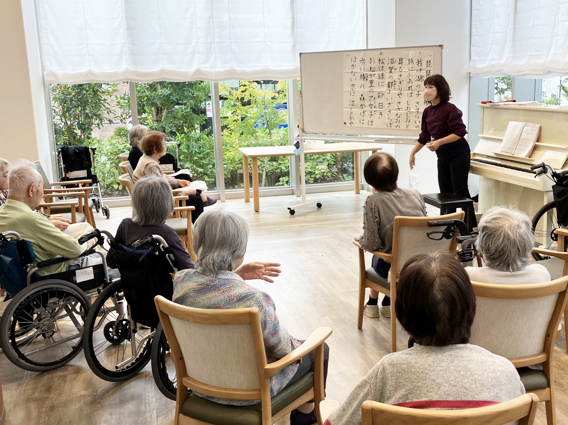 10月リトミック-1　ニチイホーム杉並松庵