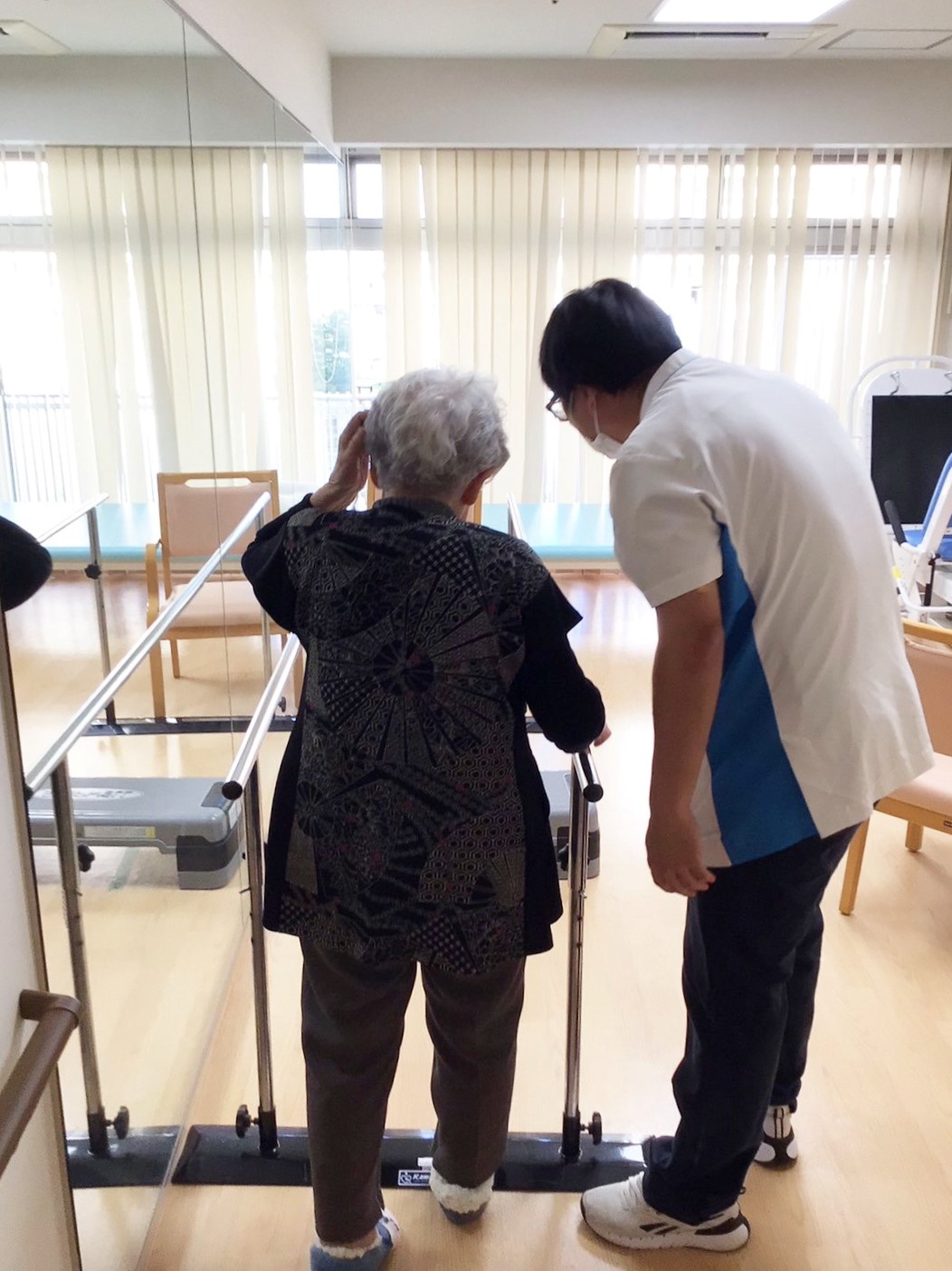 リハビリの秋-1　ニチイホーム鷺ノ宮